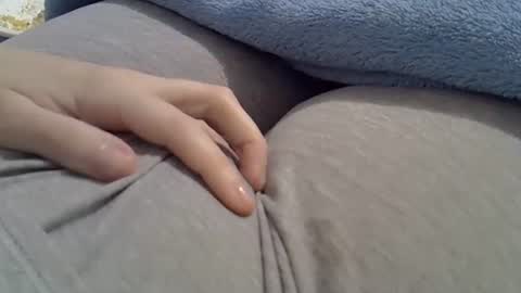 Snapshot of camilaperes69 chatting on September 13, 2025, 2:28 pm flash 50 tokens BIG CLIT tits pussy. masturbation big clit 150 tokens fingers inside pussy 1000 tk pump big clit 300 tk online show from September 13, 2025, 2:28 pm