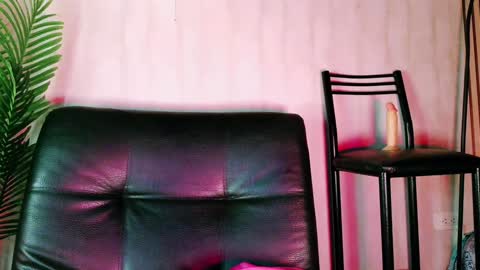 Snapshot of camilarose_oli chatting on January 29, 2025, 8:40 am camilarose_oli online show from January 29, 2025, 8:40 am