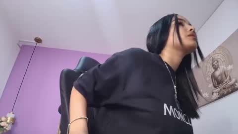 camilaspencer__ online show from September 10, 2025, 8:09 pm