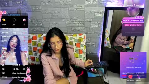 CamilaVill online show from December 4, 2024, 10:13 am