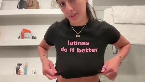 camiliakxoxo online show from February 20, 2025, 4:07 am