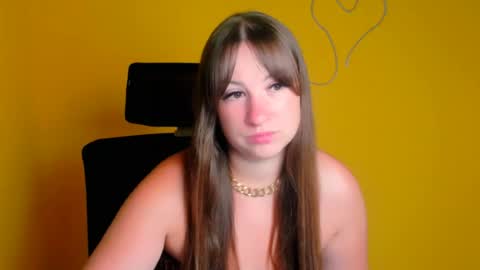 Snapshot of camilla_body chatting on July 2, 2026, 5:57 am Camilla online show from July 2, 2026, 5:57 am