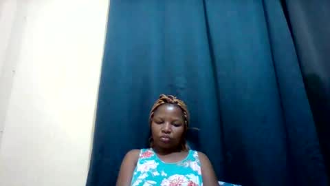 Snapshot of camillah_sweet chatting on February 19, 2026, 3:13 am camillah_sweet online show from February 19, 2026, 3:13 am