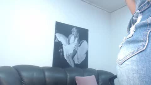 Camille online show from January 18, 2026, 9:40 pm