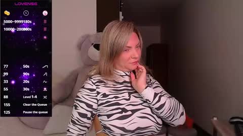 Camille Game online show from October 2, 2025, 12:06 am