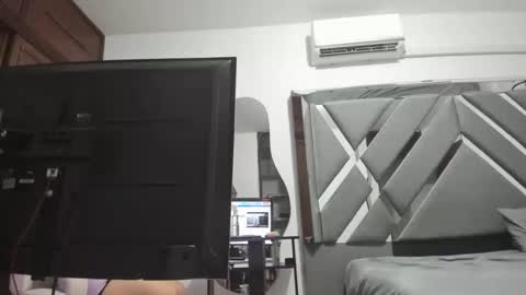 Camille online show from September 27, 2025, 11:48 am