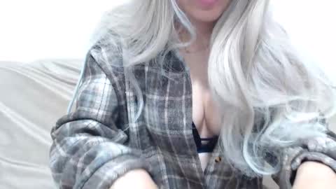CamilleBunny online show from April 18, 2026, 2:15 am