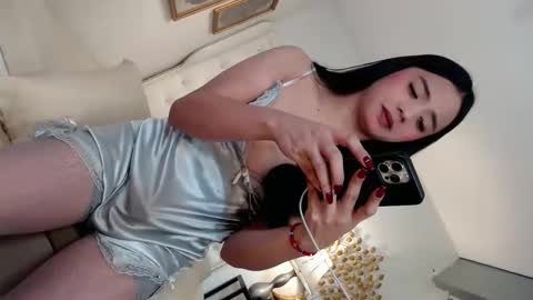 Snapshot of camillejoson chatting on May 13, 2026, 12:52 am camillejoson online show from May 13, 2026, 12:52 am