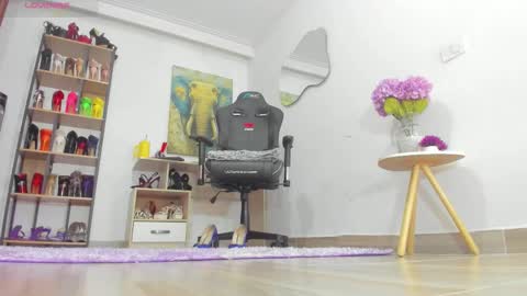 camillevega_01 online show from December 17, 2025, 1:22 am