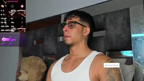   INDEPENDENT MODEL online show from September 10, 2025, 3:50 am