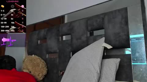 Snapshot of camilo_ospina_ chatting on September 30, 2025, 6:18 am INDEPENDENT MODEL online show from September 30, 2025, 6:18 am