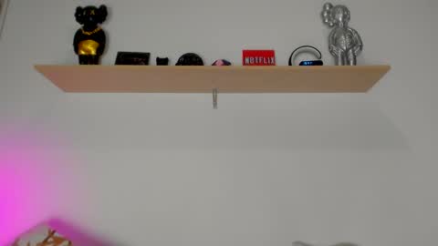 camilo_restrepo21 online show from September 22, 2025, 12:34 am