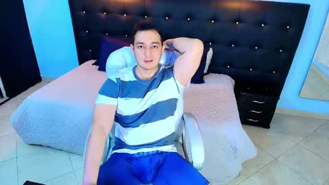 Snapshot of camilo_stark chatting on December 27, 2024, 1:39 pm Camilo online show from December 27, 2024, 1:39 pm