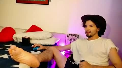 camilo online show from November 3, 2025, 4:03 am