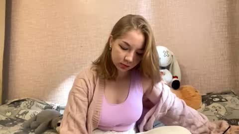Milana Stone online show from September 24, 2025, 7:33 am