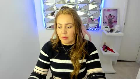 camixxx_m online show from December 5, 2025, 12:47 pm