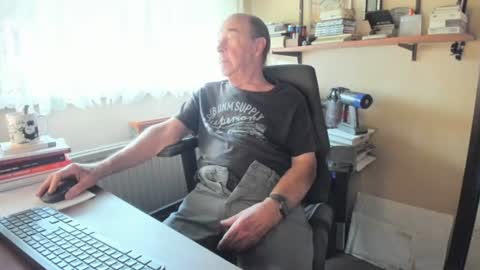 Snapshot of cammee chatting on July 24, 2026, 7:39 am Cammee online show from July 24, 2026, 7:39 am