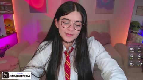   Lets reach 200 thumbs up  online show from December 16, 2025, 5:40 pm