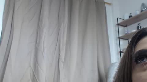 Snapshot of cammii_osoriioo chatting on December 2, 2024, 6:20 am Cammi osoriioo online show from December 2, 2024, 6:20 am