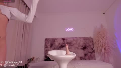 Laura Camila online show from January 5, 2025, 12:42 am