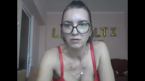 Snapshot of cammyskye chatting on October 18, 2025, 1:45 pm Cammy online show from October 18, 2025, 1:45 pm