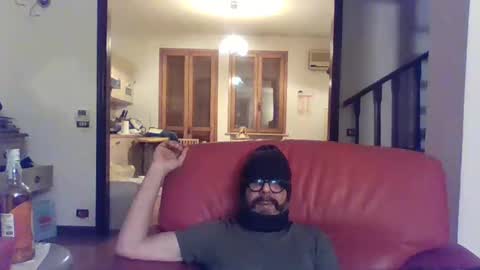 Snapshot of camomilla72 chatting on February 20, 2025, 1:25 am Cristian online show from February 20, 2025, 1:25 am