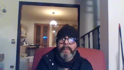 Snapshot of camomilla72 chatting on February 20, 2025, 2:57 pm Cristian online show from February 20, 2025, 2:57 pm