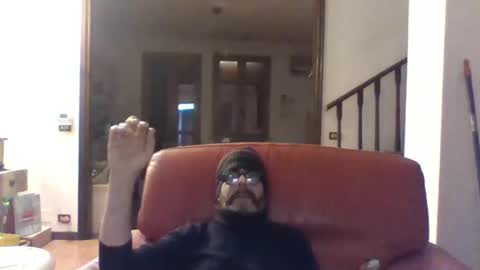 Snapshot of camomilla72 chatting on February 22, 2025, 11:35 am Cristian online show from February 22, 2025, 11:35 am