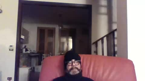 Snapshot of camomilla72 chatting on February 23, 2025, 11:04 pm Cristian online show from February 23, 2025, 11:04 pm