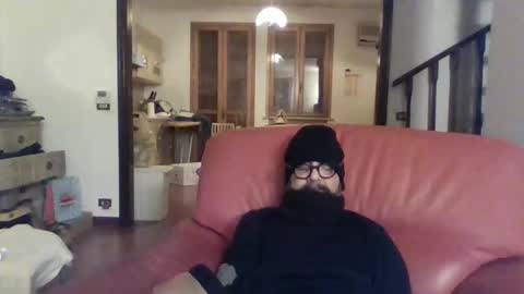 Snapshot of camomilla72 chatting on March 1, 2025, 2:04 am Cristian online show from March 1, 2025, 2:04 am