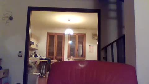 Snapshot of camomilla72 chatting on March 3, 2025, 10:52 pm Cristian online show from March 3, 2025, 10:52 pm
