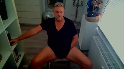 camunication online show from September 30, 2025, 11:37 am