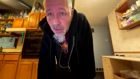 Chris online show from March 10, 2025, 12:26 pm