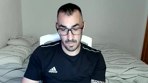 Snapshot of canario2388 chatting on May 30, 2026, 4:37 pm canario2388 online show from May 30, 2026, 4:37 pm