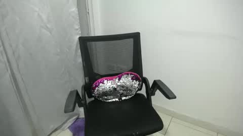 cumorsmooke online show from February 22, 2025, 5:12 am