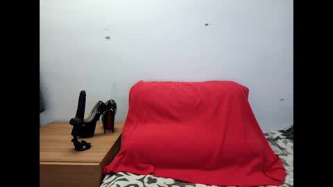 Snapshot of candela_brown chatting on January 6, 2025, 6:10 pm candela online show from January 6, 2025, 6:10 pm