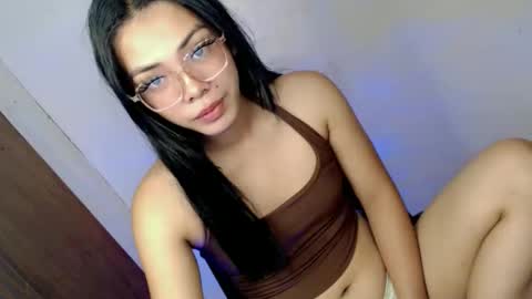 Candi online show from February 17, 2026, 11:22 pm