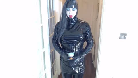 candi smokes online show from February 17, 2025, 2:37 pm