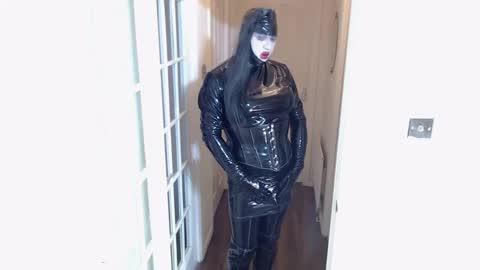 candi smokes online show from March 10, 2025, 2:48 pm