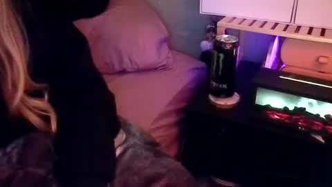 Candi online show from November 30, 2025, 1:26 pm