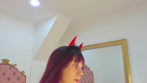 Candy online show from February 19, 2025, 7:48 pm