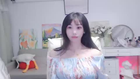 candy8998 online show from November 4, 2025, 9:47 pm