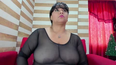 Snapshot of candy_browm1 chatting on December 2, 2024, 12:51 pm Candy Brown online show from December 2, 2024, 12:51 pm