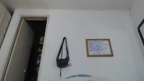 Snapshot of candy_cumy1 chatting on February 25, 2025, 7:31 am Dayan Camila online show from February 25, 2025, 7:31 am