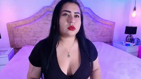 Snapshot of candy_curves1 chatting on July 9, 2026, 8:35 pm Candy curves1 online show from July 9, 2026, 8:35 pm