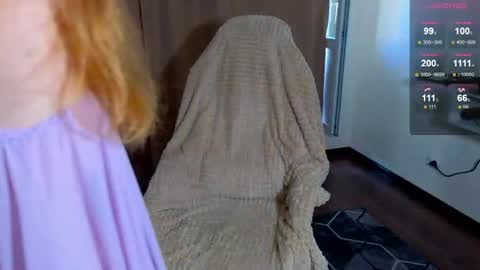 Snapshot of candy_flosse chatting on June 10, 2026, 6:01 am candy_flosse online show from June 10, 2026, 6:01 am