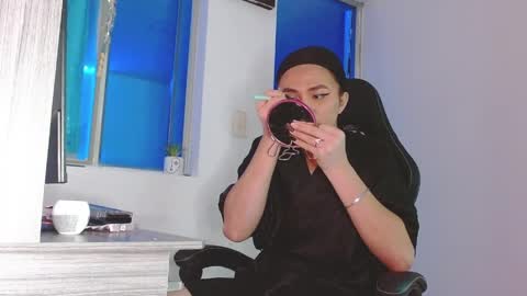 candy_giuliana21 online show from April 2, 2026, 12:30 am