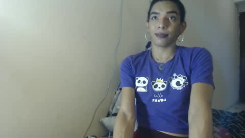 candy_hot_trans online show from February 3, 2025, 12:47 am