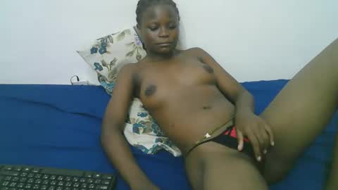Snapshot of candy_lisah chatting on April 19, 2026, 1:10 pm Lisa online show from April 19, 2026, 1:10 pm