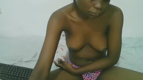 Snapshot of candy_lisah chatting on May 1, 2026, 12:21 pm Lisa online show from May 1, 2026, 12:21 pm